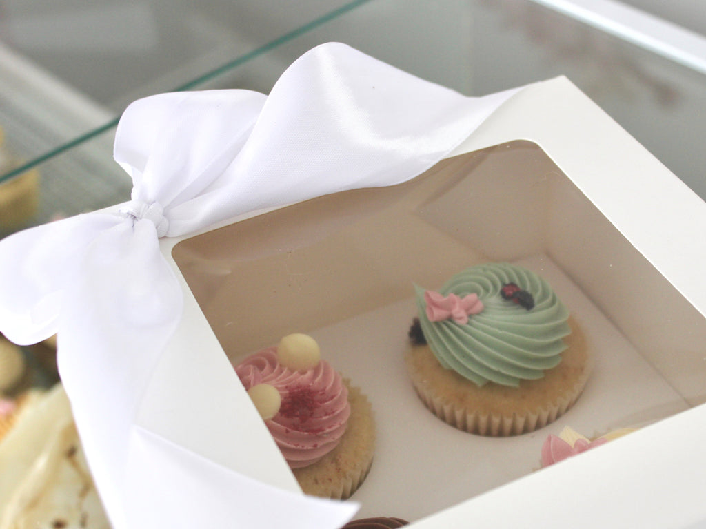 Signature Cupcakes - Assorted box of 4 (Standard Size)